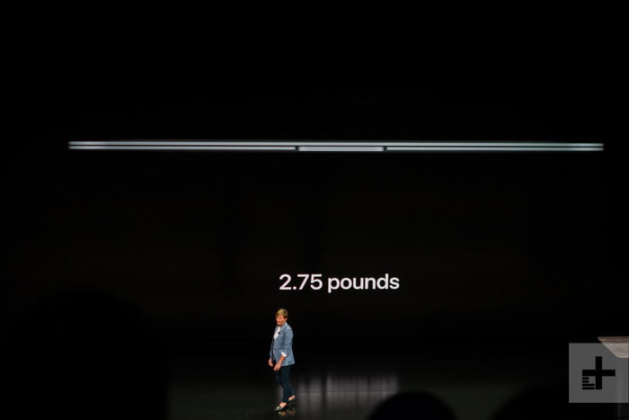 comprar una macbook air apple retina 2018 event 5 700x467 c