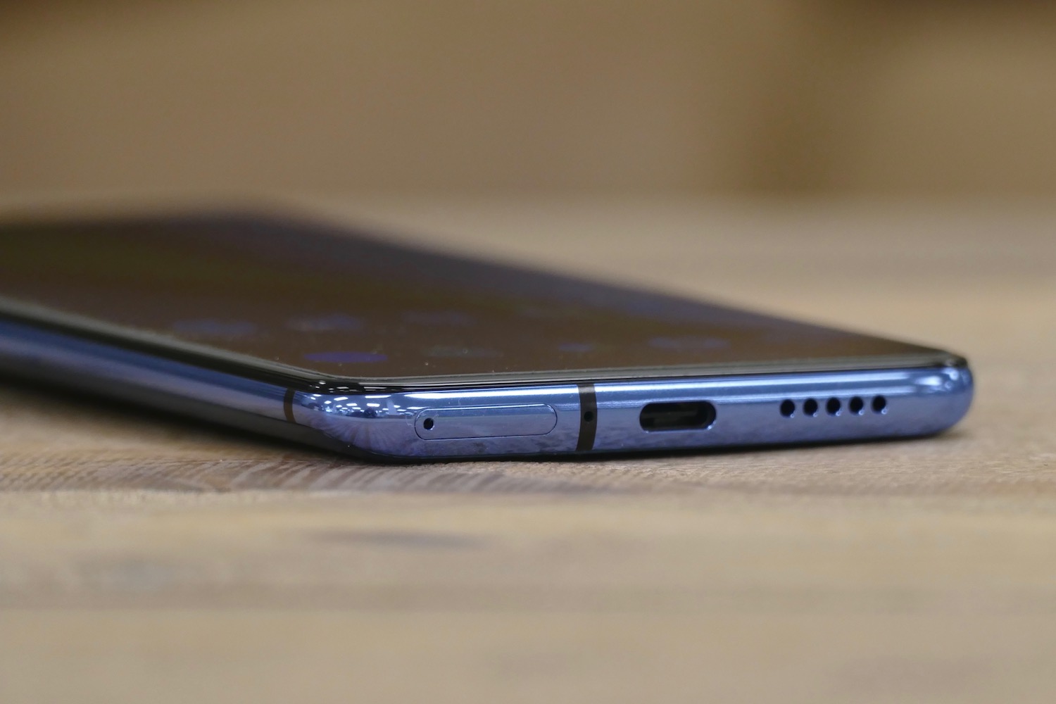 OnePlus-7T vs. Samsung Galaxy Note 10