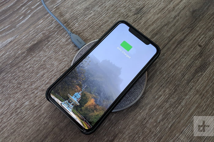 Iphone 11 pro best sale max tiene carga inalambrica