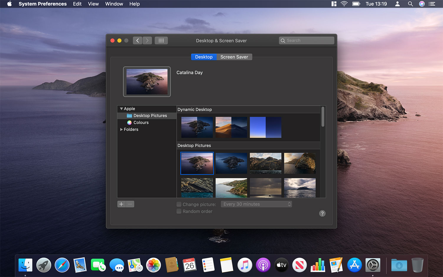 Cómo ajustar el modo oscuro en una MacBook Pro