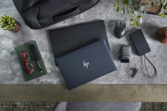 hp computadora localizable ces 2020 empire flatlay mobile office pack 007