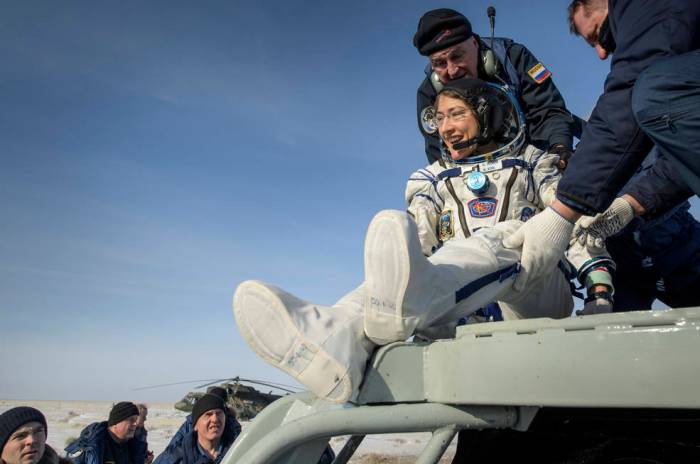 Roscosmos planea enviar a dos turistas a la ISS en 2023
