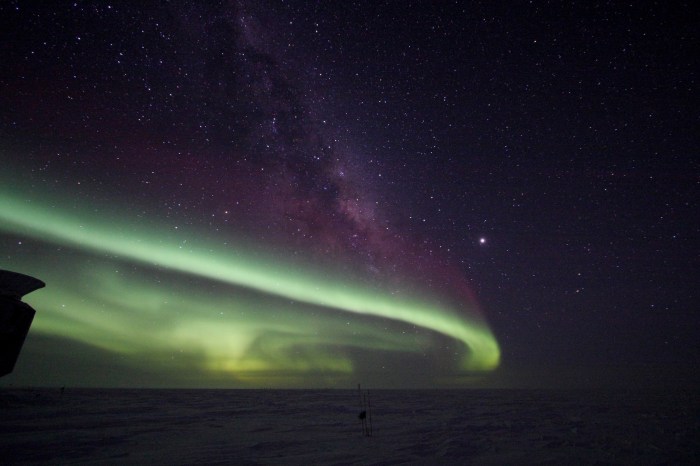 aurora austral estacion espacial internacional australis at the south pole  4860012723