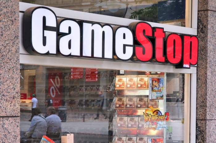 fachada de GameStop, una de las tiendas donde vender videojuegos antiguos
