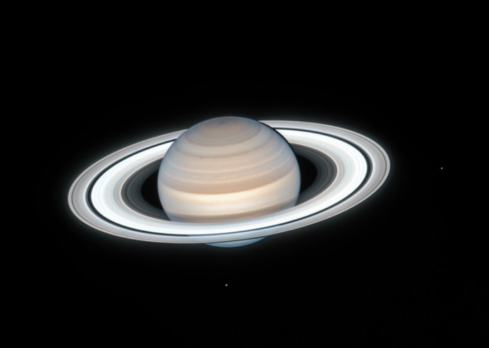 Fotografía de Saturno hecha por el telescopio espacial Hubble