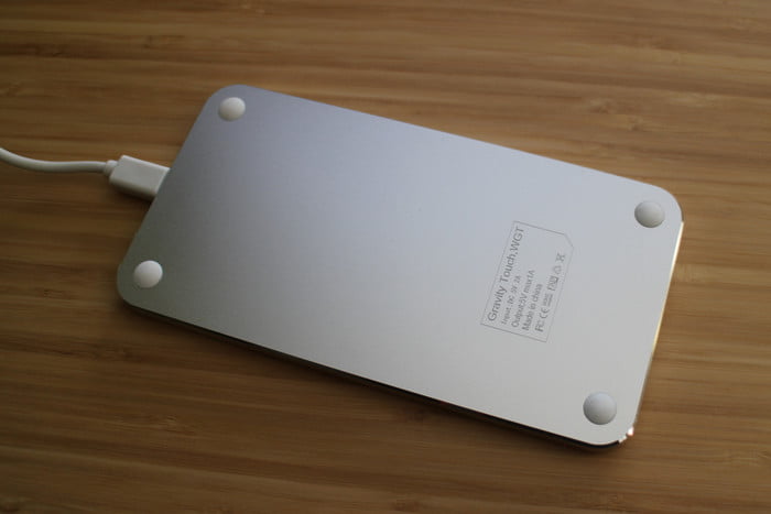 Fuse Chicken Gravity Touch, uno de los mejores cargadores inalámbricos para el celular 4