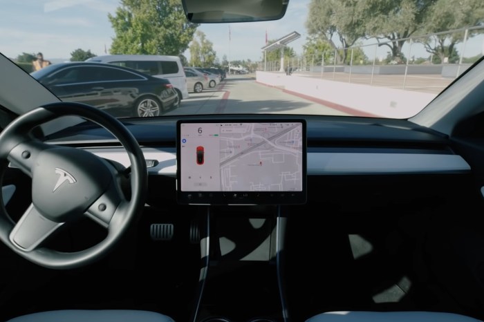 Tesla, muy cerca de fabricar autos completamente autónomos