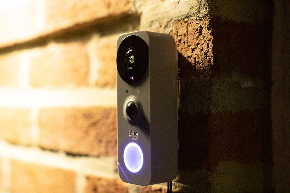 Timbres conectados y cámaras de vigilancia en la puerta de casa: esto es lo  que debes tener en cuenta para usarlas de forma legal