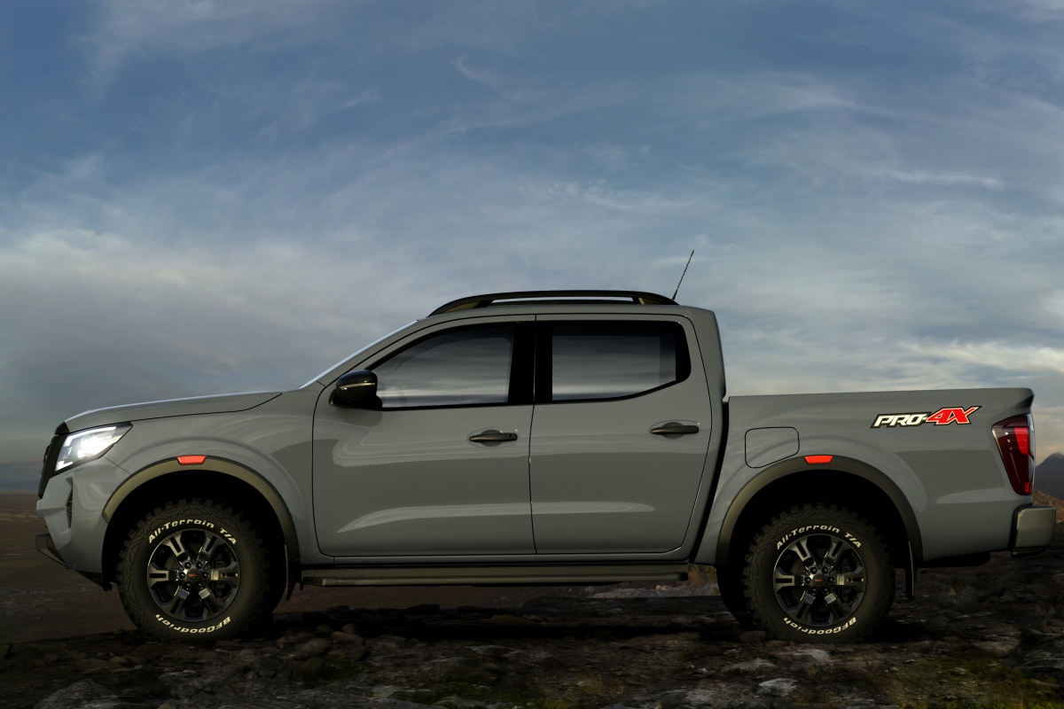 nissan presento renovada pickup navara 201105 00 000 d source