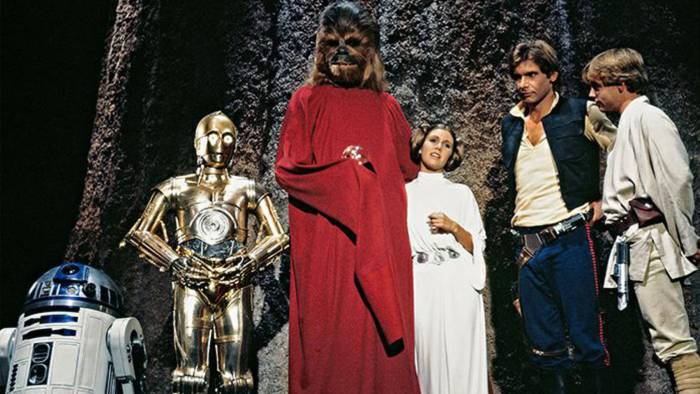 La imagen muestra una escena del especial navideño de Star Wars estrenado en 1978.