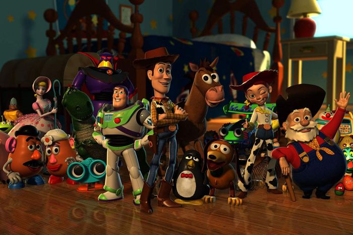 La imagen muestra a los personajes de Toy Story.