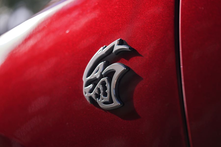 Logotipo Hellcat de Dodge Durango SRT 2021