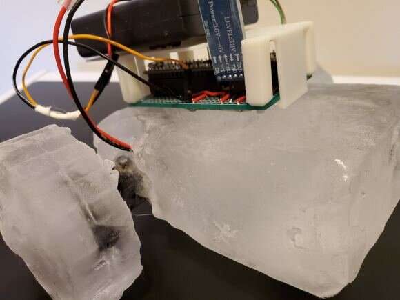 El robot de hielo Icebot, diseñado por investigadores de la Universidad de Pensilvania