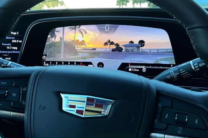 Cadillac Escalade 2021: tecnología superior al volante