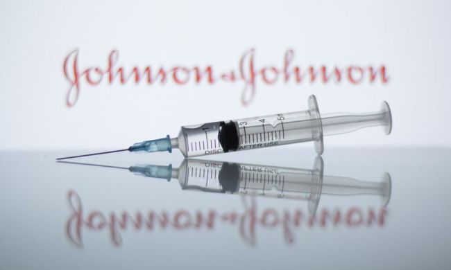 La imagen muestra la vacuna de Johnson & Johnson.