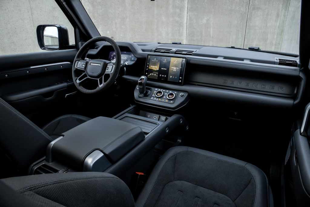Land Rover Defender V8 2022 interior