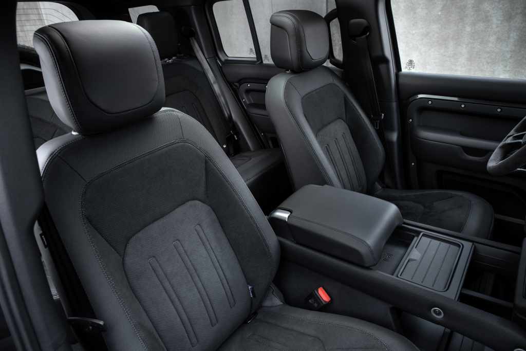 Land Rover Defender V8 2022 seats