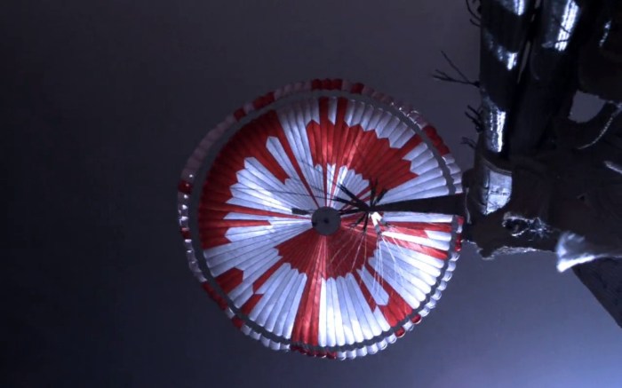 Paracaídas del rover Perseverance