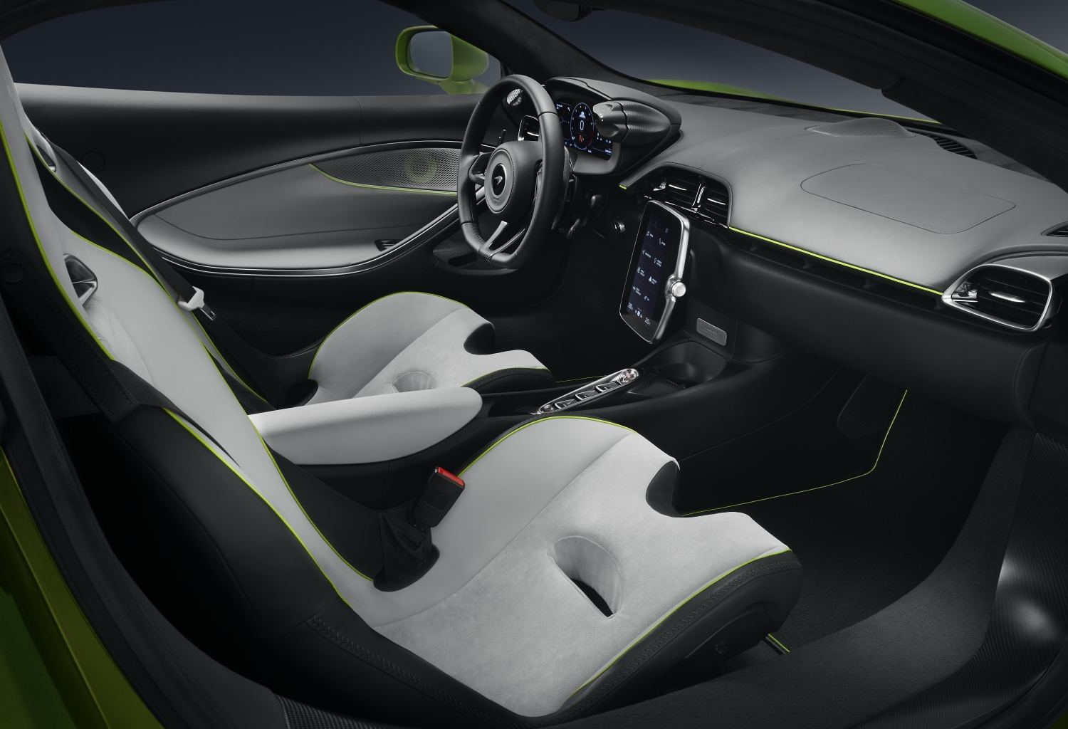 McLaren Artura 2022 seats