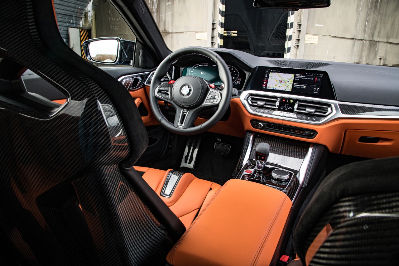 interior BMW M4 competition
