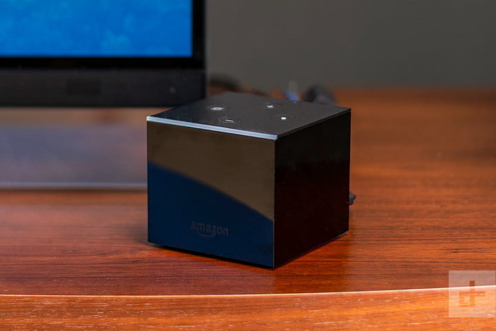 Amazon Fire TV Cube, una de las formas de hacer videollamadas por TV