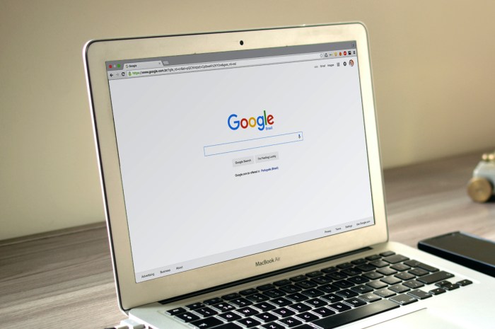 google algoritmo extorsiones chrome laptop macbook