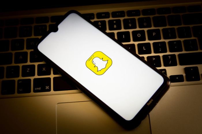 Cómo activar el modo oscuro de Snapchat en Android y iPhone