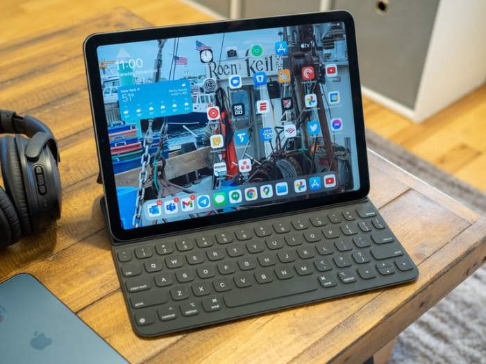 iPad Pro 11 pulgadas (2021) en modo laptop con Magic Keyboard