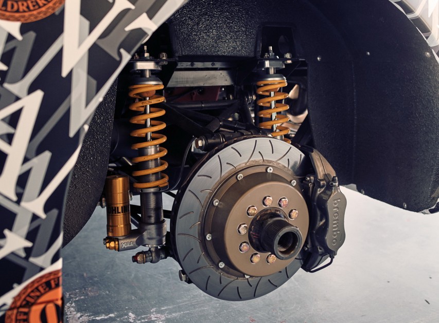 Modernized Ferrari Testarossa brakes