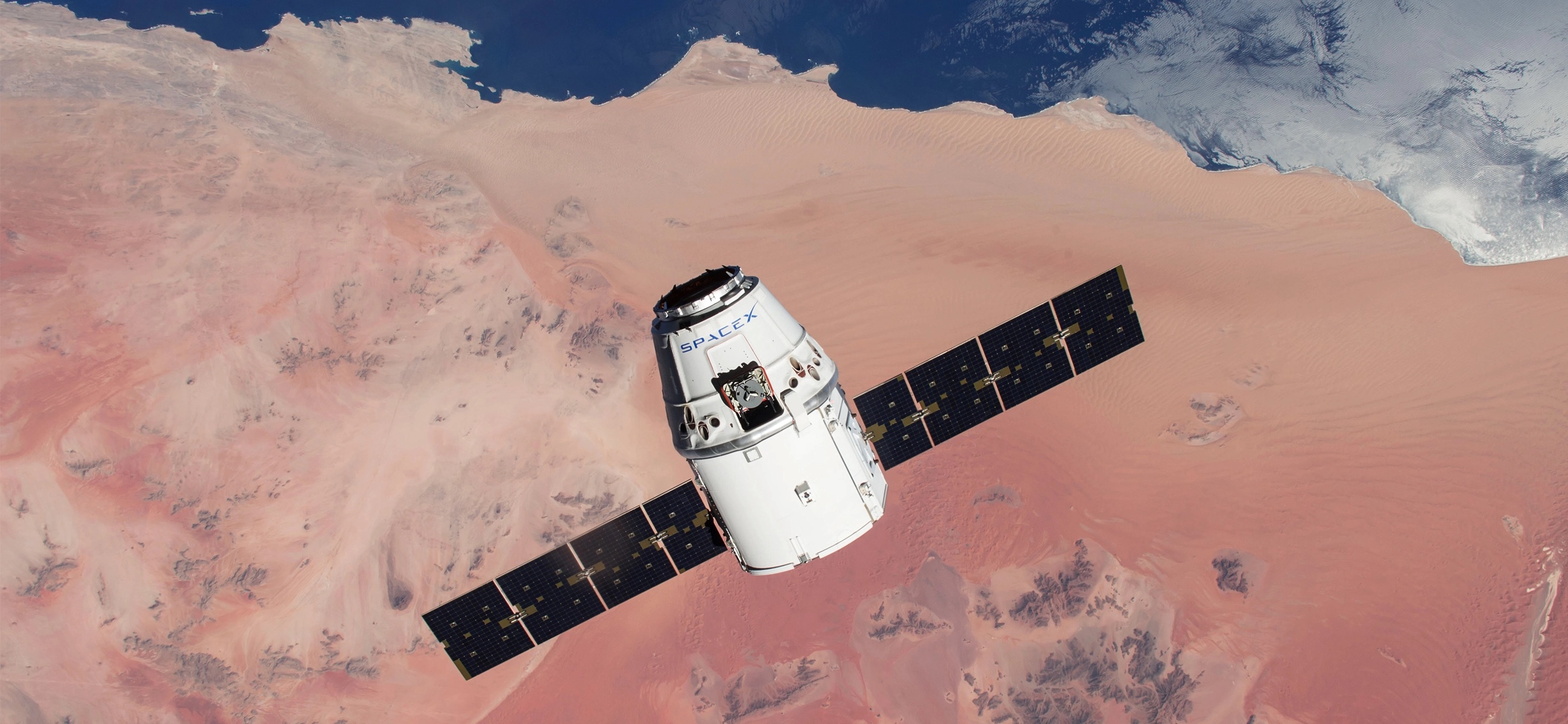 La cápsula Dragon de SpaceX.