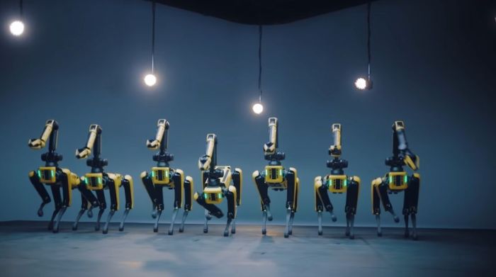 bts boston dynamics robots baile
