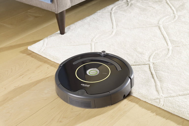 Llega a España el robot aspirador Roomba i7+, que mejora los mapas