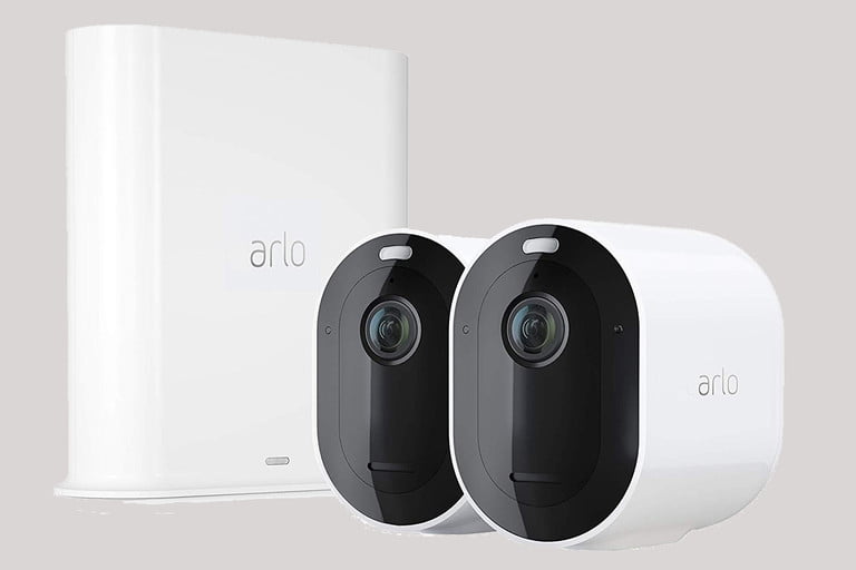 Arlo Pro 3 Security Camera System, uno de los mejores sistemas de cámaras de seguridad para pequeñas empresas
