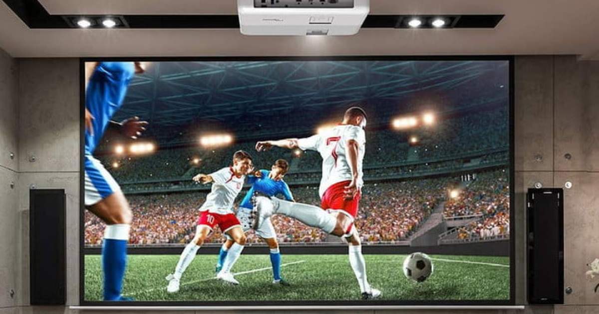 Samsung lanza el proyector láser 4K de alcance ultracorto: The