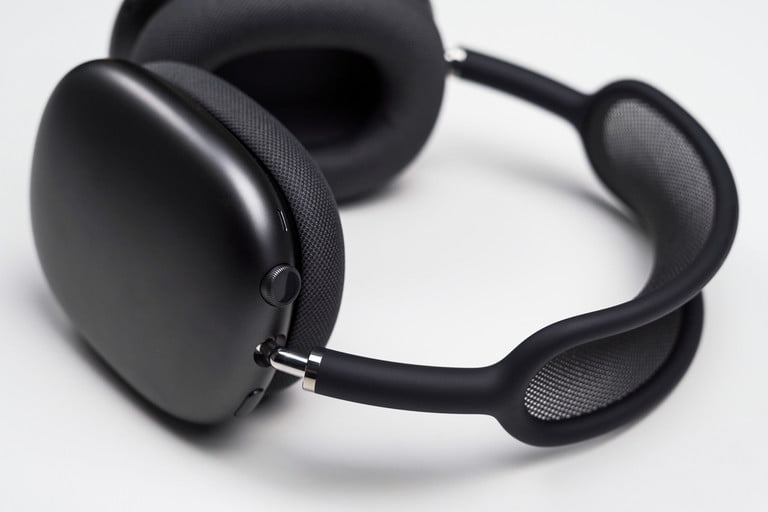 Buscamos los auriculares con cancelación de ruido perfectos: todos contra  los AirPods Max