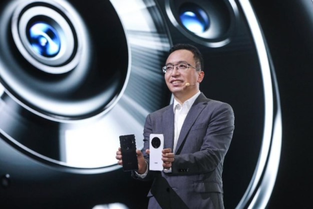 Anunciado el plegable Huawei Mate X3, que sorprende por ser muy delgado, Smartphones