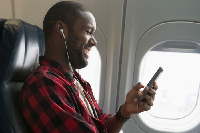 American Airlines anuncia acceso gratis a TikTok en sus vuelos