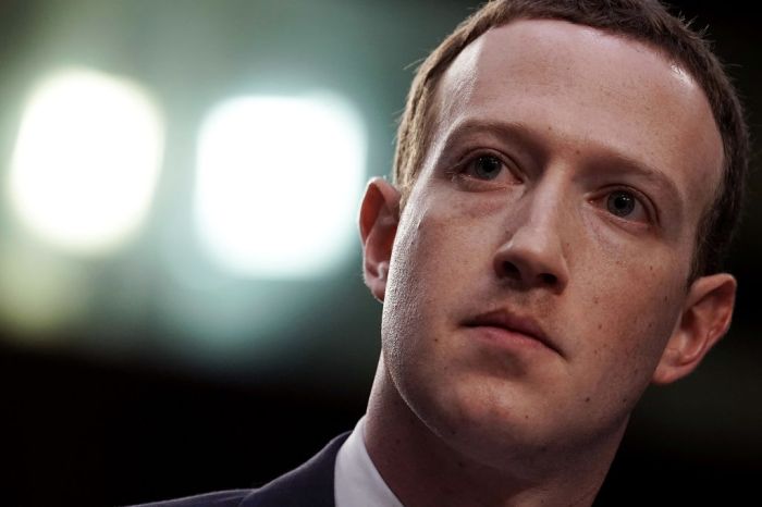 La imagen muestra al CEO de Facebook, Mark Zuckerberg.