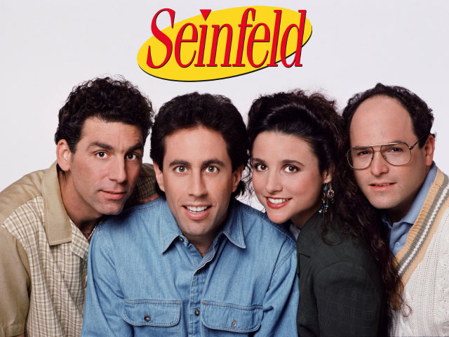 La imagen muestra al reparto de la exitosa serie de comedia Seinfeld.