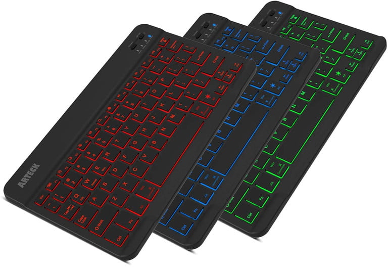 Tres teclados Arteck HB030B.