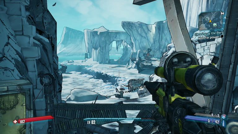 Guarida entre las montañas con un arma