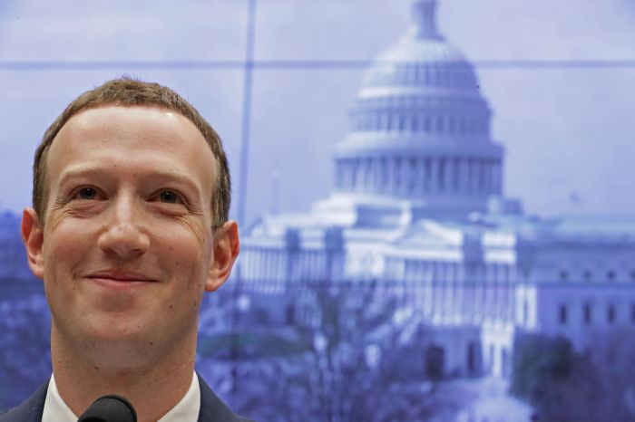 La imagen muestra a Mark Zuckerberg, CEO de Facebook.