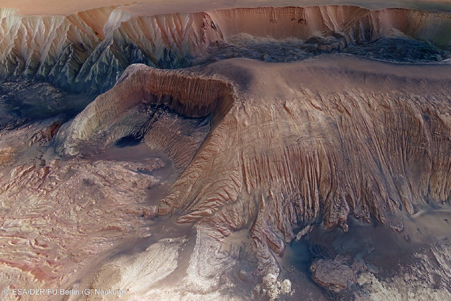 Meseta Hebes Chasma