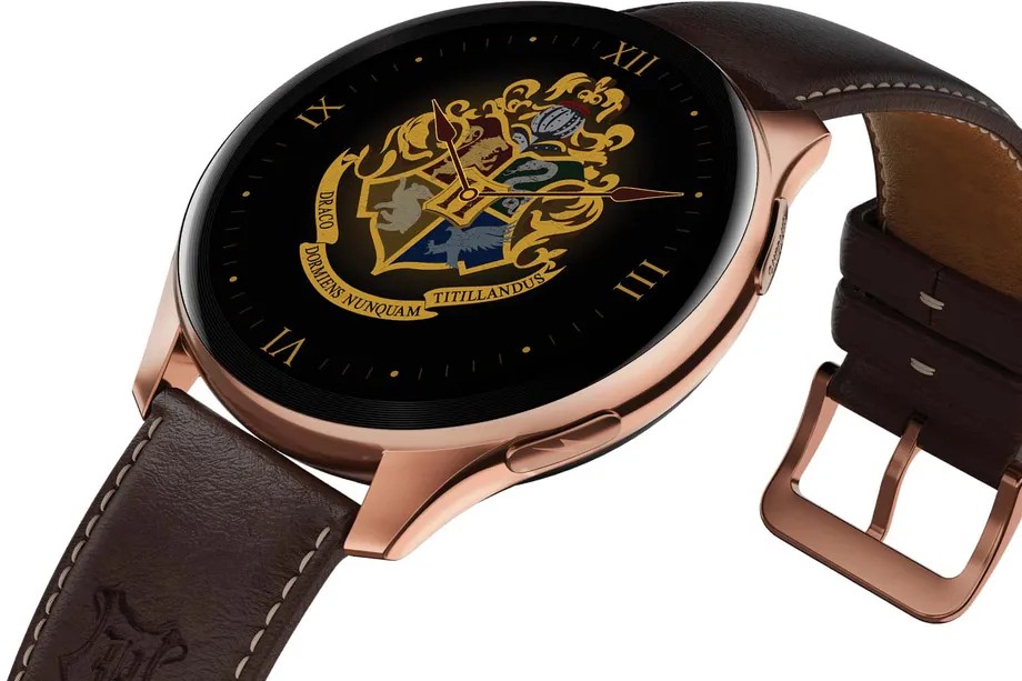La imagen muestra un smartwatch inspirado en Harry Potter.