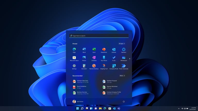Pantalla de Windows 11 con el nuevo menú de Inicio