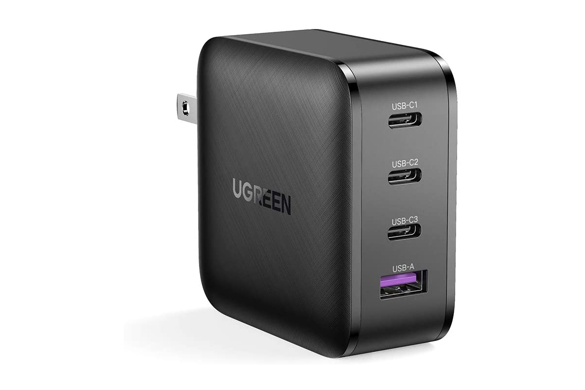 Cargador UGREEN de 65 watts