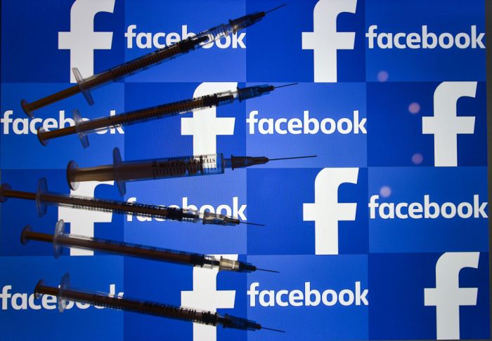 facebook permitio anuncios antivacunas vacuna