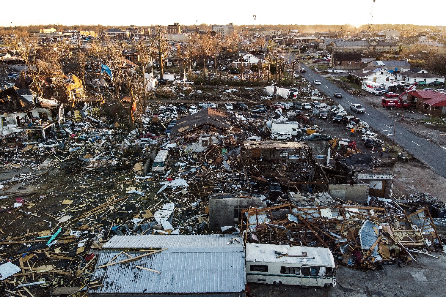 Vista área de los tornados de Kentucky de diciembre de 2021