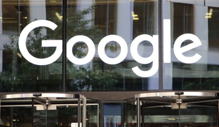 Google dará más semanas libres a los trabajadores que requieran cuidar de sus hijos o familiares adultos mayores.