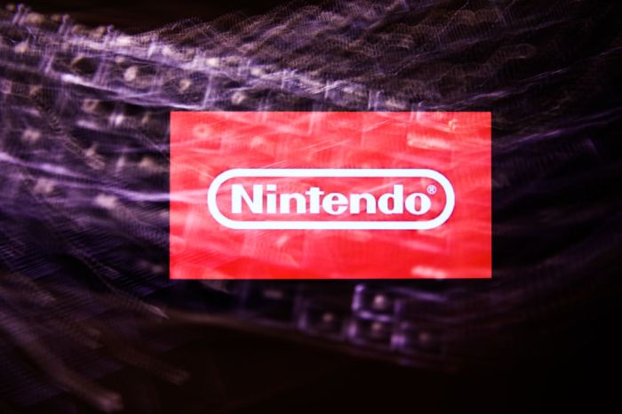 Nintendo bloquea 1,300 videos del canal de YouTube GilvaSunner por violar derechos de autor.